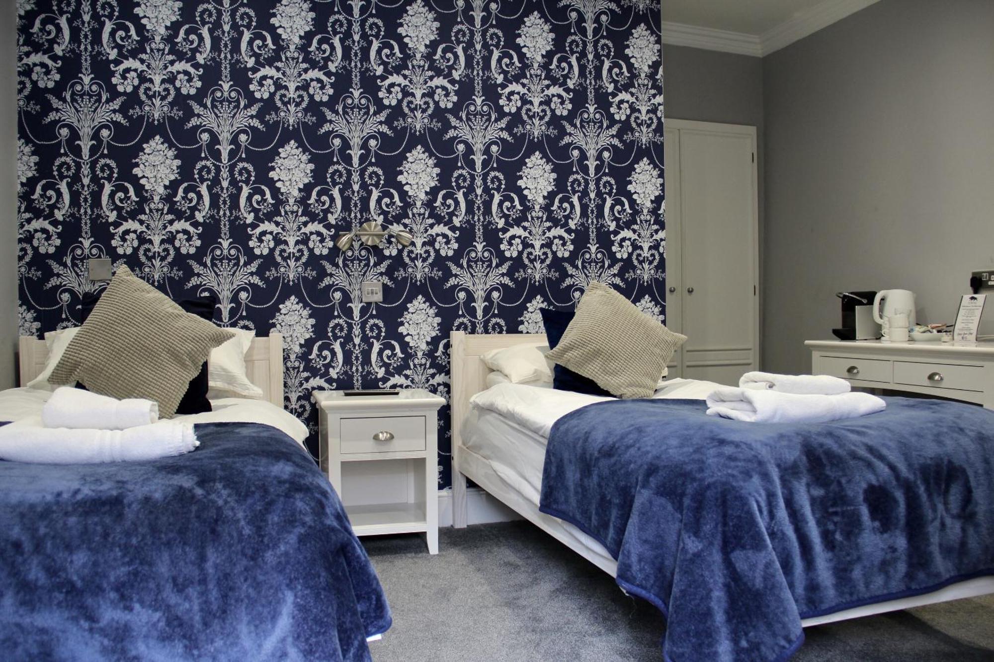 Blue Boar Hotel Maldon Oda fotoğraf
